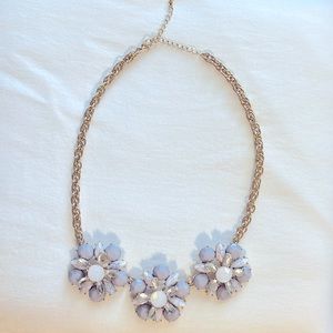 Grey/white statement necklace with gold chain